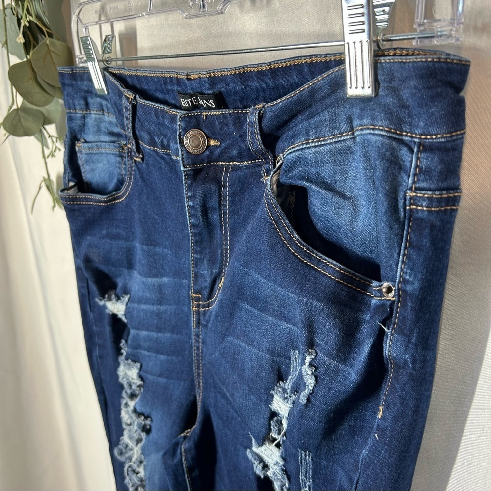 Elite Jeans | High Rise Distressed Skinny Dark Wash Ripped Juniors Size 13/14 - Picture 5 of 13